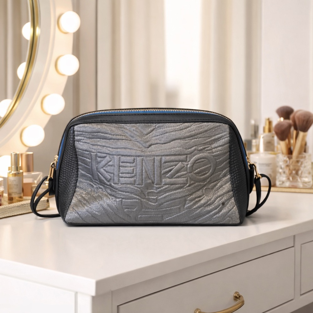 π KENZO Paris Luxury Cosmetic / Beauty Bag β NWT + Dust Bag - Picture 2 of 7
